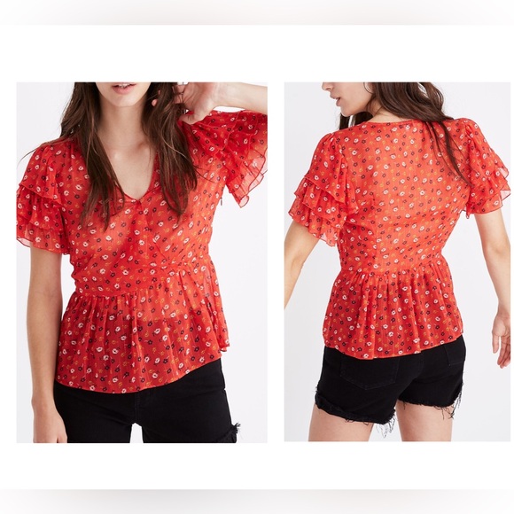 Madewell Tops - MADEWELL Tiered-Sleeve Peplum Top in Metallic Prairie Posies